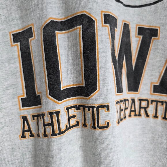 VINTAGE Fruit of the Loom Iowa Athletic Tank Top University of Iowa Hawkeyes - Picture 4 of 9